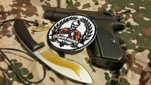 Східний корпус та ножі Blade Brothers Knives